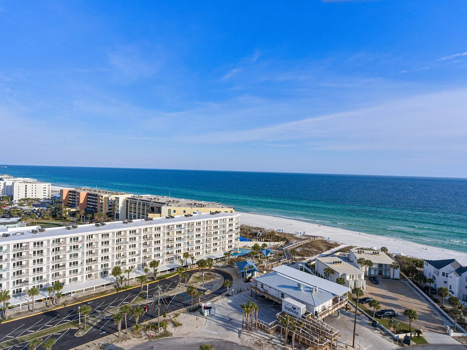 1 bed, 1.0 bath, 1937 sqft, $1,785 — Photo 2