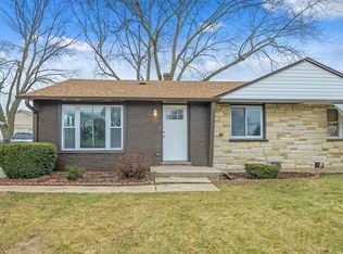 8900 S Pulaski Rd, Hometown, IL 60456