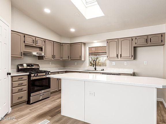3rd image of 7631 W Illinois St