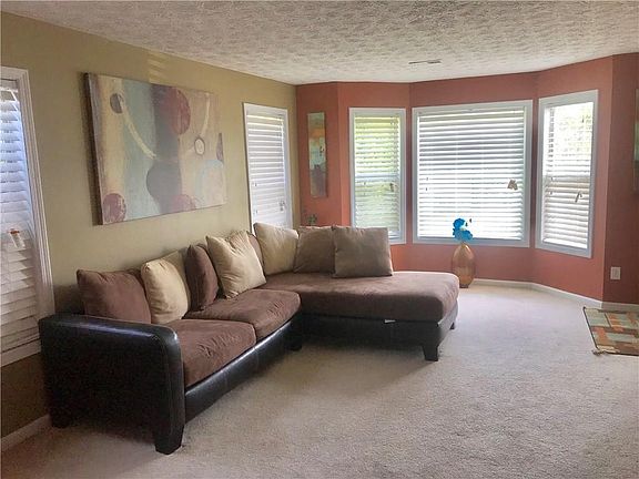 3rd image of 2171 Harmony Lakes Cir