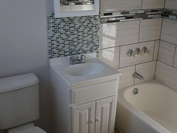 2nd image of 161 N Arlington Ave APT 3