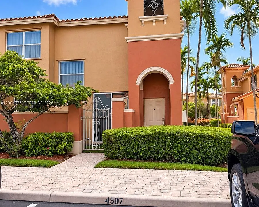 2303 Clipper Pl #4506