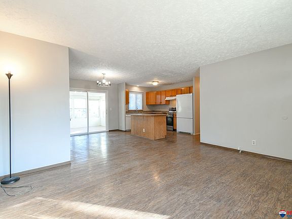 5th image of 2200 Wildwood Pl