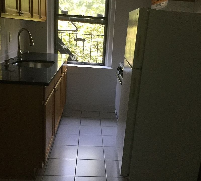 1st image of 5104 Skillman Ave APT C1
