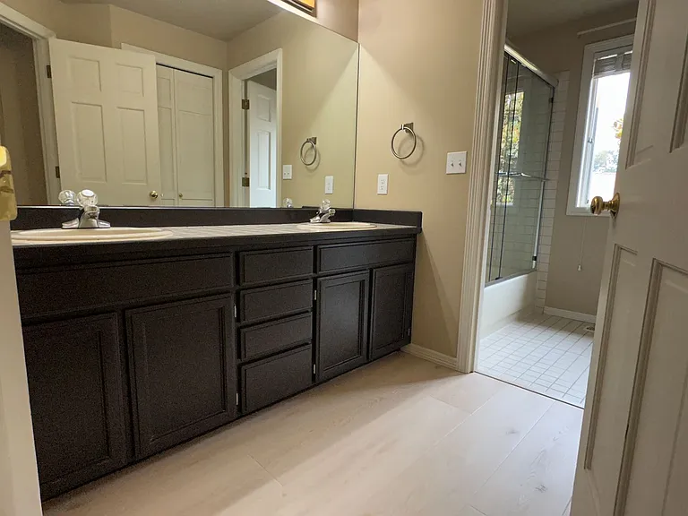 20307 NE 15th Pl — Photo 32