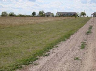 26011 S Victory Rd, Mount Hope, KS 67108