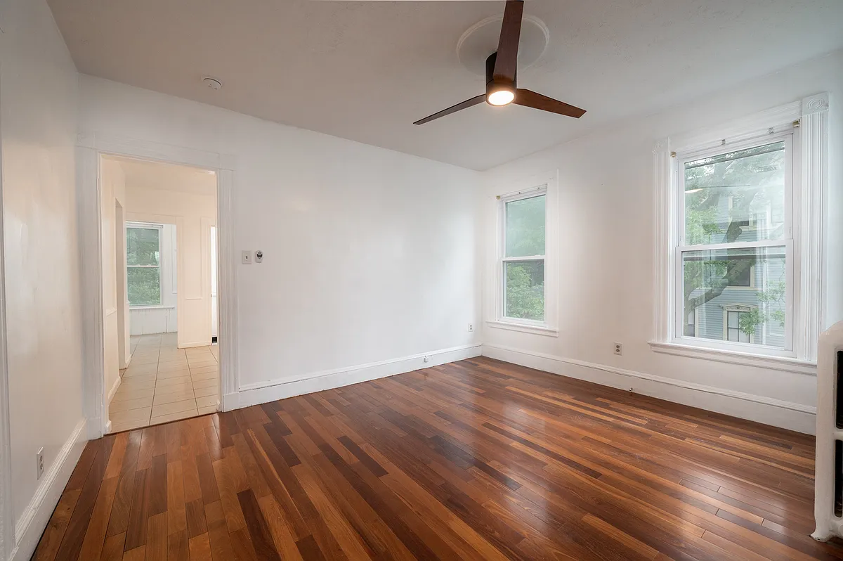 Building Photo - 115 Foster St #2A
