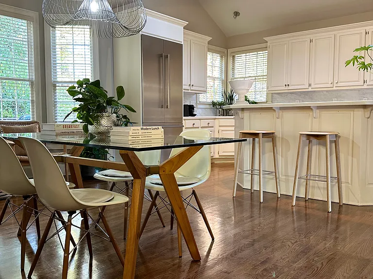 2416 Dunwoody Hollow Dr — Photo 23