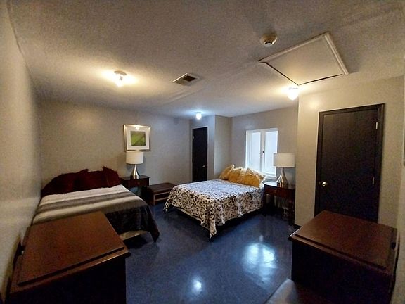 4th image of 121 Anna Ave #3A