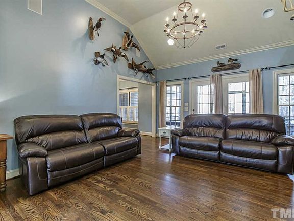 4th image of 2855 Iron Gate Dr