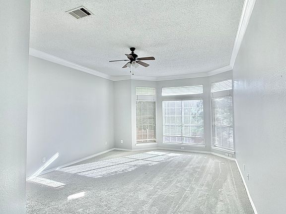 5th image of 2681 Hillside Dr