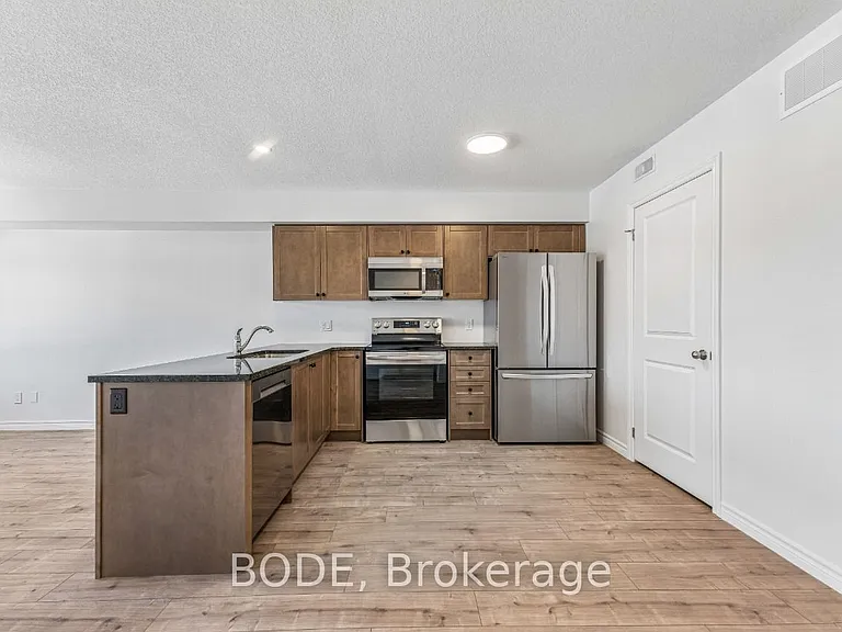 200 Brantwood Park Rd #28 — Photo 5