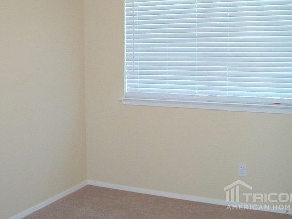 4th image of 2642 Winslow Dr