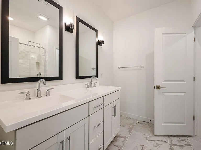 7763 N 86th Ln — Photo 10