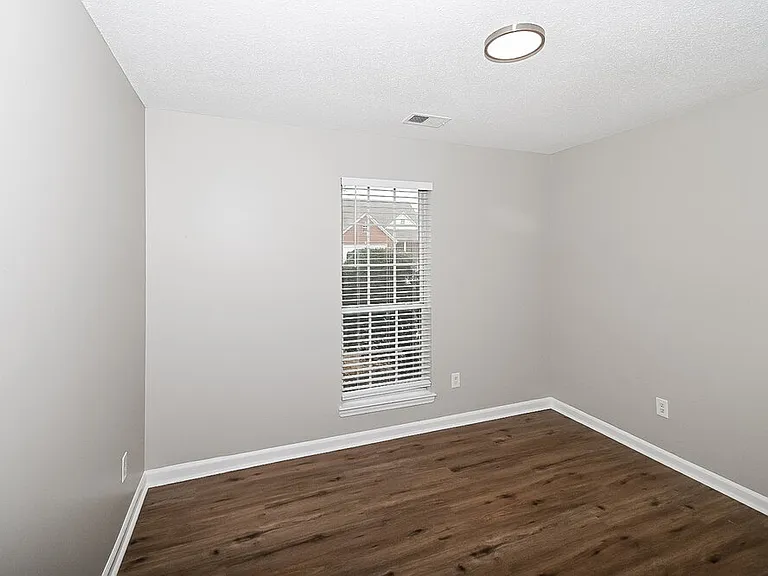 2785 Pinnacle Dr — Photo 13