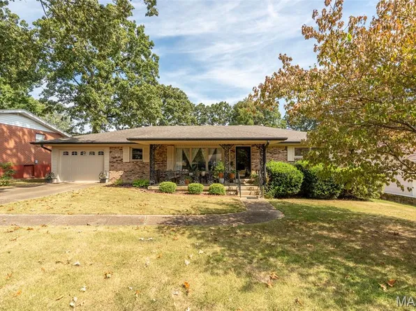 1715 Big Bend Rd, Poplar Bluff, MO 63901
