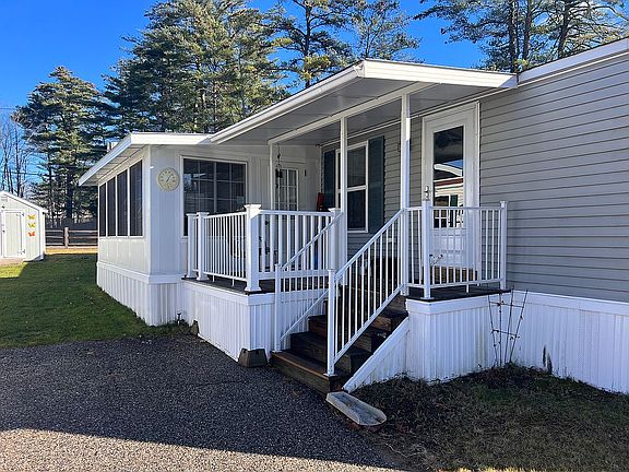 4th image of 9 Beechplum Dr