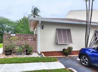 200 E Hemingway Circle, Margate, FL 33063