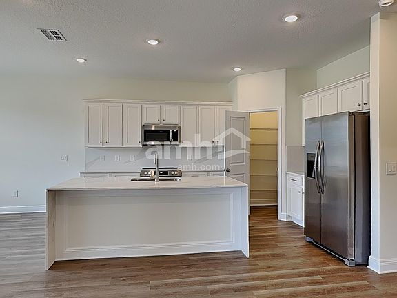 3rd image of 4771 Tributary Ln