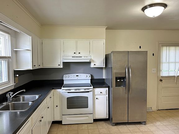2nd image of 3708 Loren Dr