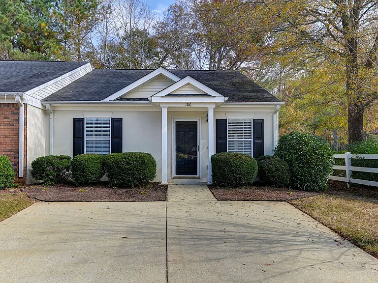100 Buckhaven Way — Photo 30