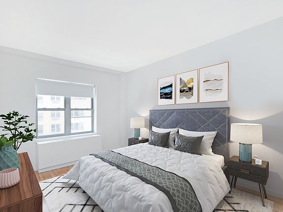 4th image of 342 E 8th St APT 2I