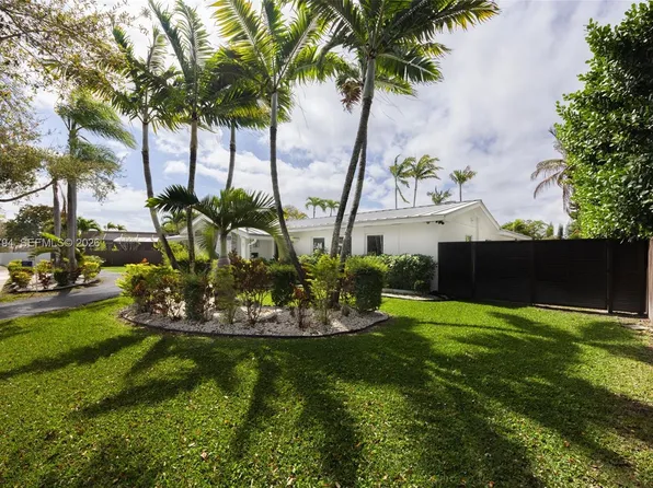 17520 SW 89th Ave, Palmetto Bay, FL 33157