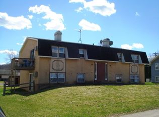 627 Welshire Dr APT C, La Crescent, MN 55947