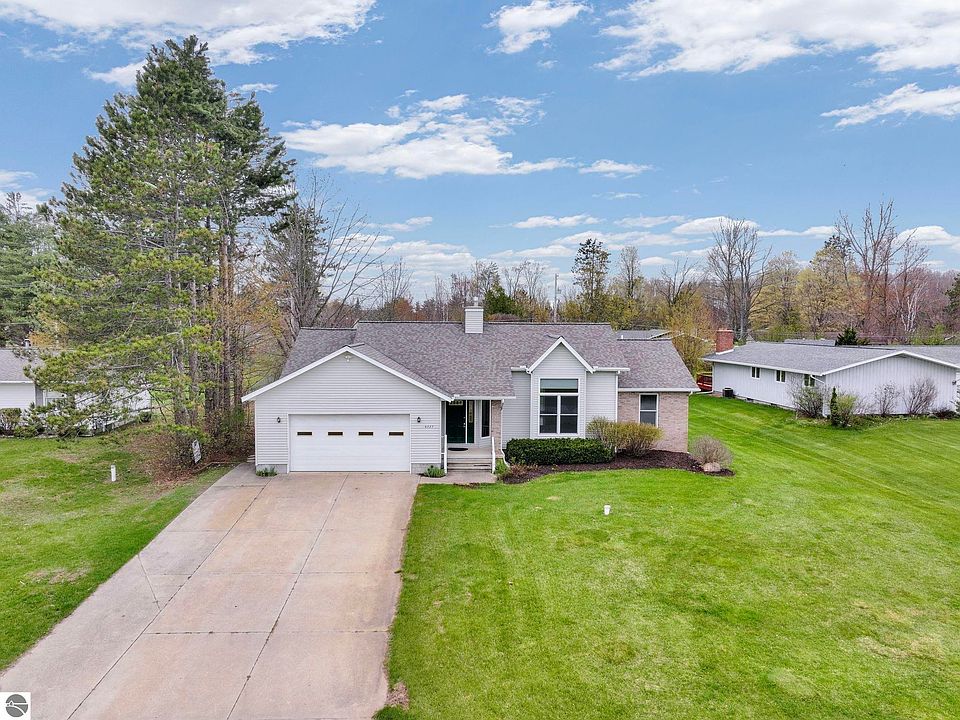 1st image of 4327 Benson Rd