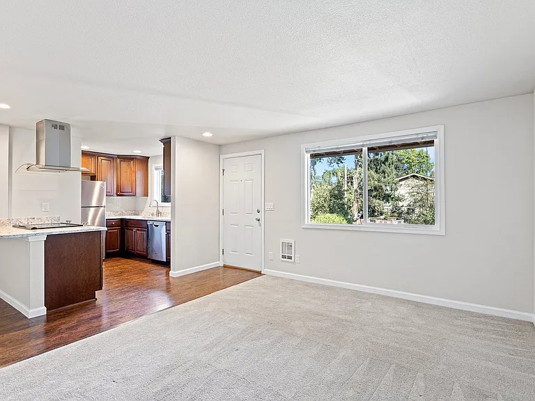 Bayshore Vista Apartments — Photo 10