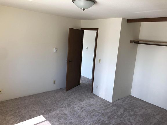 4th image of 1530 NE 146th St APT 305