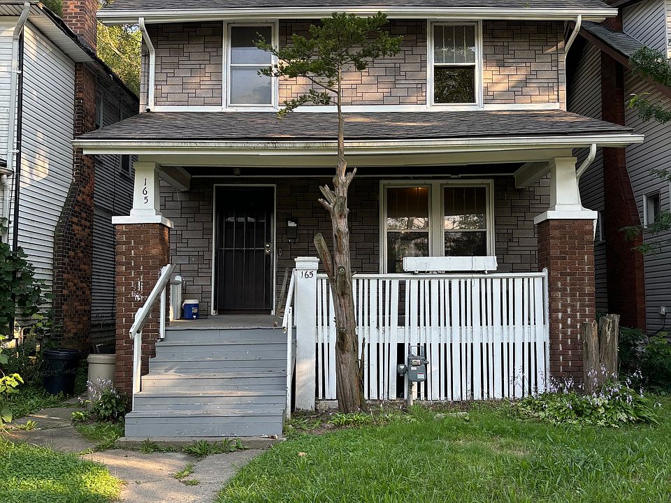 1st image of 165 Louise St