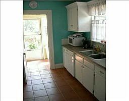 2nd image of 1008 W Marjorie St