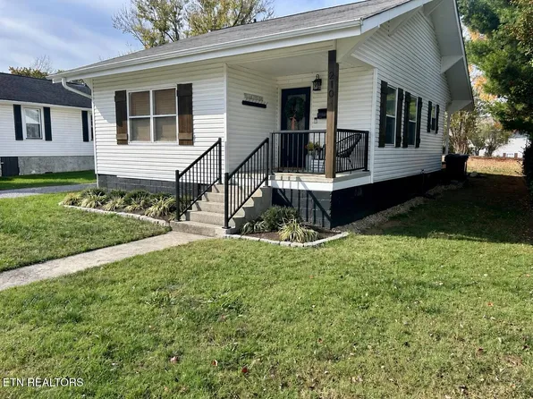 210 W Lincoln Rd, Alcoa, TN 37701