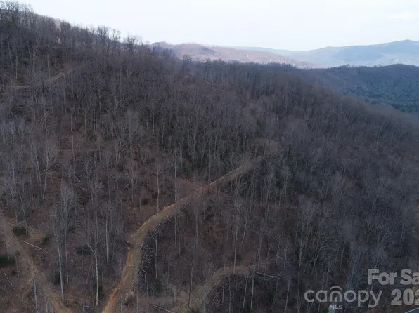 4696 State Highway 226a, Marion, NC 28752