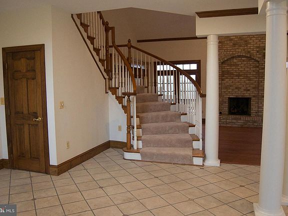 3rd image of 1855 Carnoustie Ct