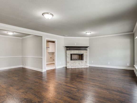 4_2024-glenhaven-st-arlington-tx-High-Res-5.jpg