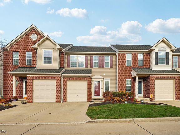 3rd image of 136 River Rock Way