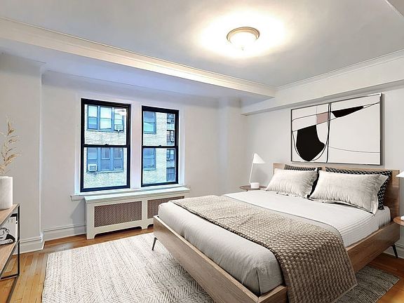 4th image of 404 E 55th St APT 5G
