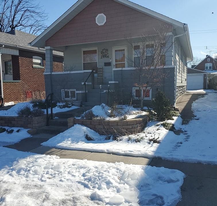 1st image of 2446 Delmar Ave