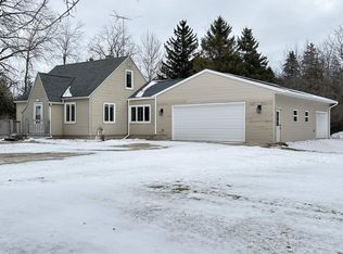 N8188 County Road M, Algoma, WI 54201