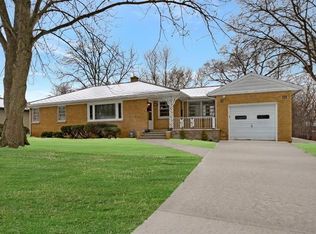 2005 S Hamilton St, Lockport, IL 60441