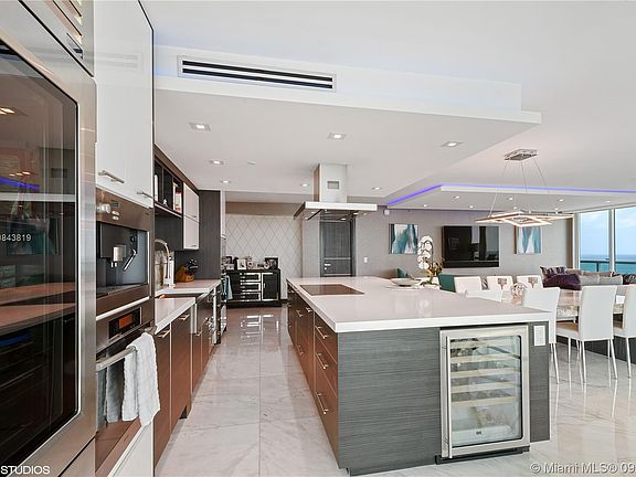 2nd image of 101 S Fort Lauderdale Beach Blvd #2401