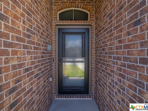 3rd image of 5110 Dauphin Dr
