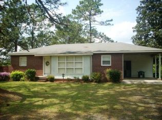 847 Prosperity Dr, Swainsboro, GA 30401