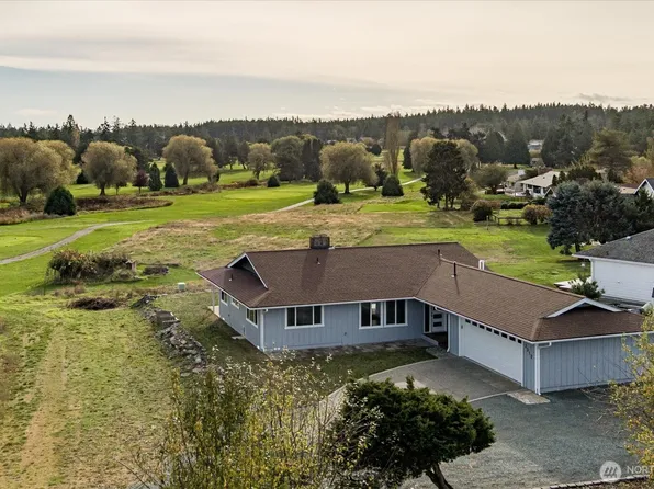 2312 Fairway Lane, Oak Harbor, WA 98277