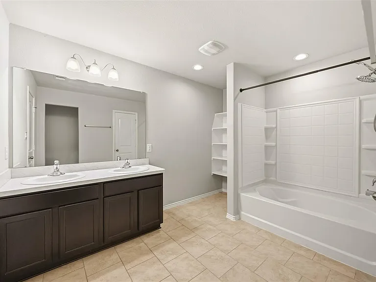 23610 Water Hickory Dr — Photo 15