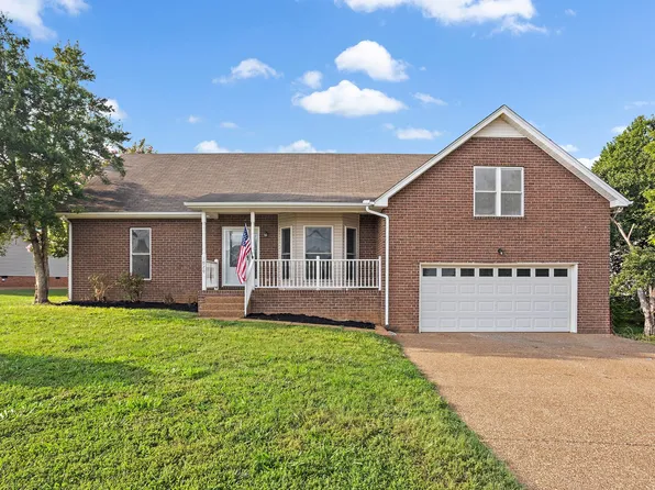 1020 Willow Creek Dr, Goodlettsville, TN 37072