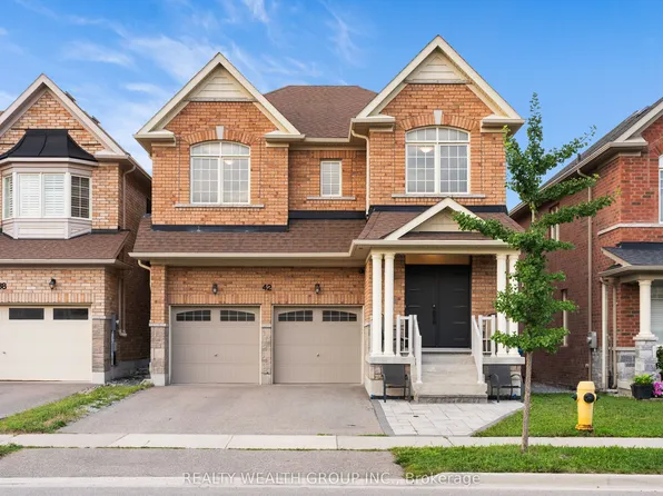 42 Mondial Cres, East Gwillimbury, ON L9N 0S2