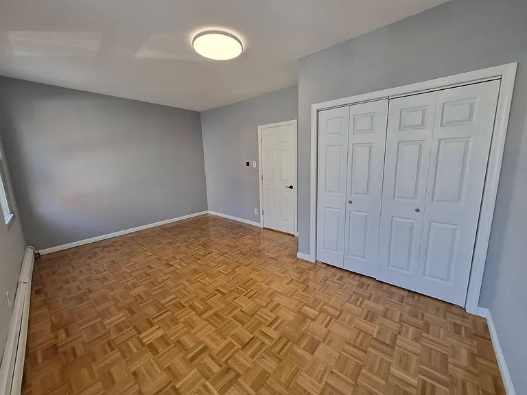 543 W Side Ave #2 — Photo 4